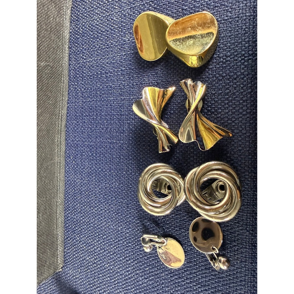 Set of 4 Vintage Clip‑On Earrings – Gold & Silver Mixed Metal Styles